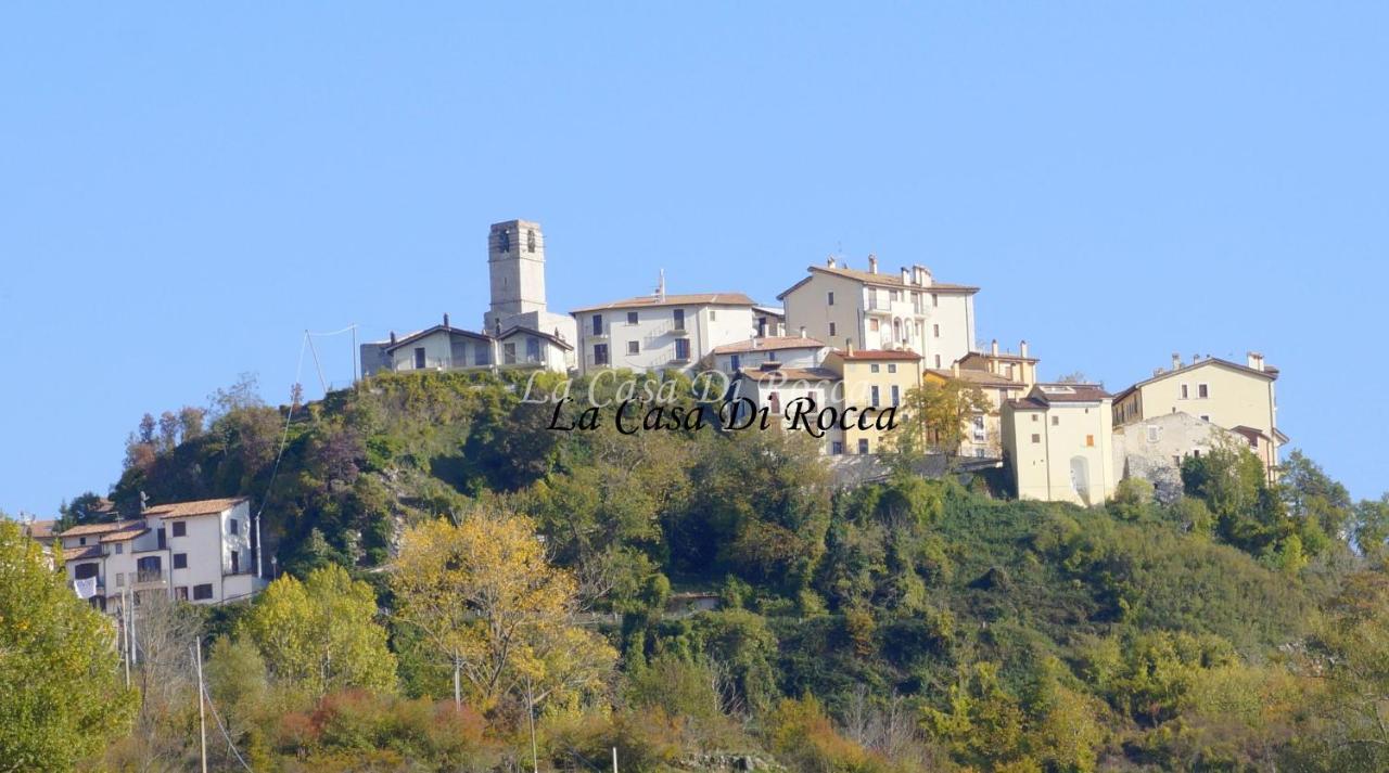 Apartmán La Casa Di Rocca Castel Di Sangro Exteriér fotografie